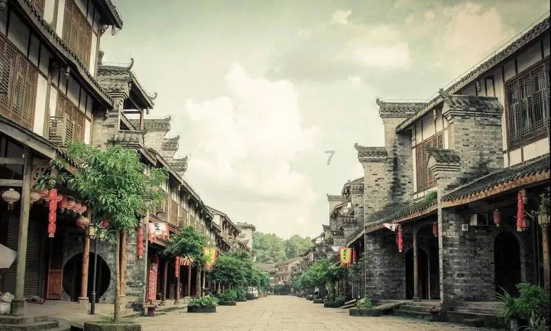 开黄腔，没边界，奇葩公公逼得结婚女子刚结婚一月就想离婚